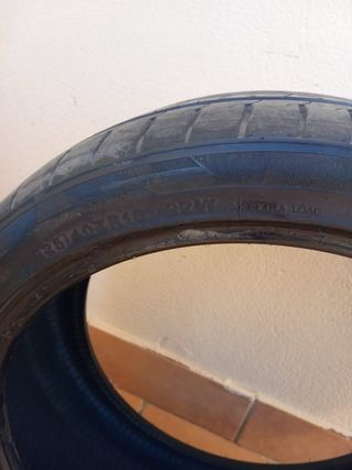 4 Ruedas Coche 200€