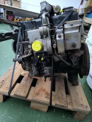 Motor Nissan TD27T Turbo