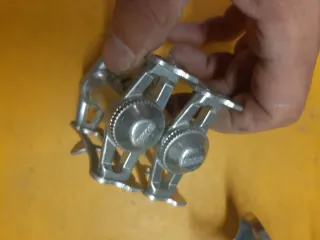 Pedales Clásicos Aluminio con Cintas