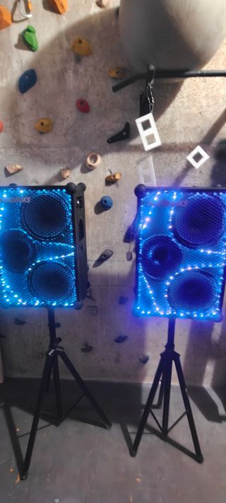 Pareja altavoces soundboks 3 para fiesta