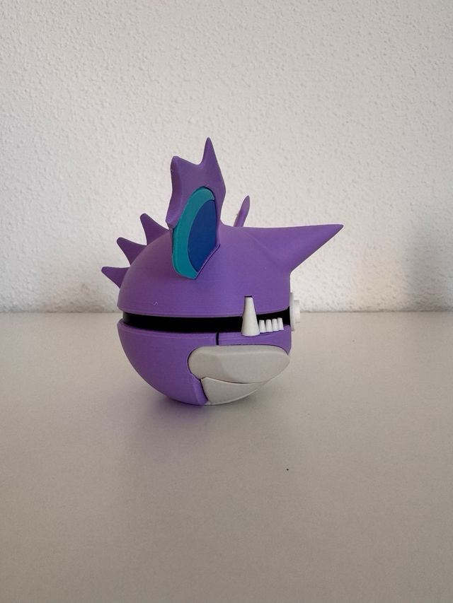 Nidoking Pokeball