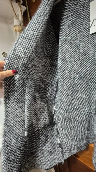 Abrigo Zara Talla S/XS con etiqueta