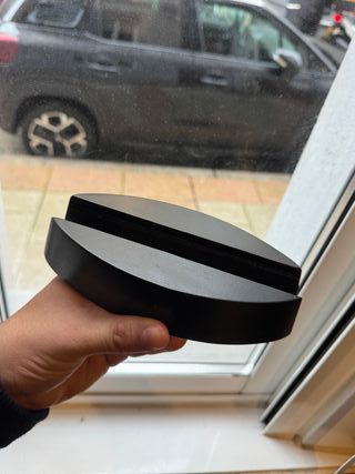 Soporte portátil negro madera