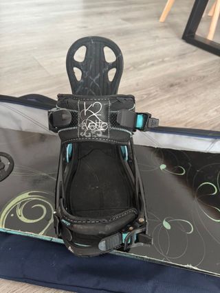 Snowboard Rome Vinyl 1,49m + Fijaciones K2
