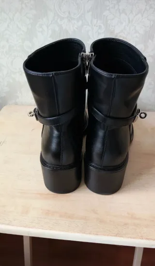 Botines con hebilla nuevos