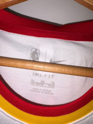 Camiseta Atlanta Hawks Trae Young 11