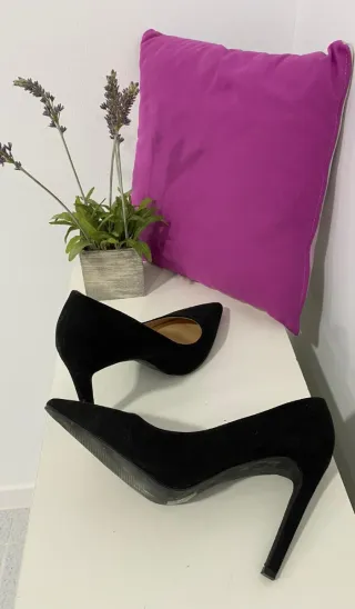 Tacones negros Fórmula Joven