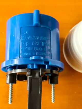 Enchufe Industrial 32A 3 Pines IP44