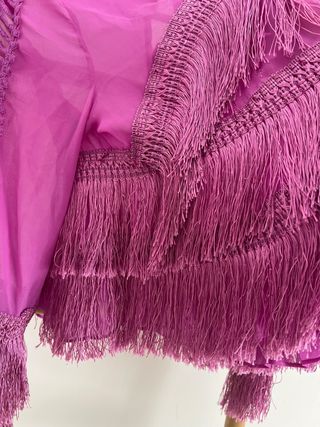 Blusa Morada con Flecos Estilo Flamenco