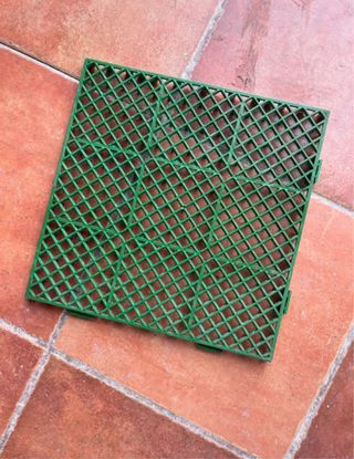 Losetas de plástico para jardín verdes
