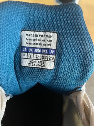 Zapatillas Mizuno Blancas y Azules