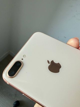 iPhone 8 Plus Dorado
