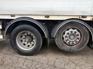 Camion Semitautliner Scania P360 2013