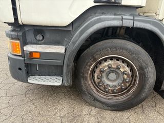 Camion Semitautliner Scania P360 2013