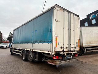 Camion Semitautliner Scania P360 2013