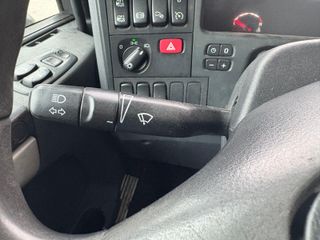 Camion Semitautliner Scania P360 2013