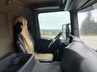 Camion Semitautliner Scania P360 2013