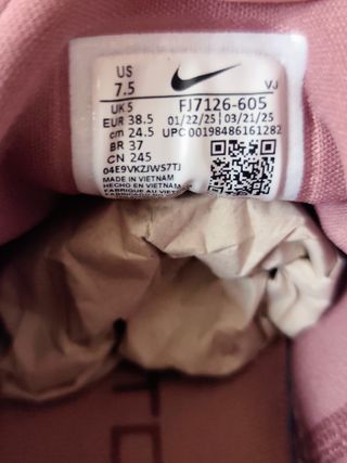 T38.5 - W Nike Free Metcon 6 - Particle Pink