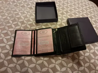 Portafogli nero elegante da uomo