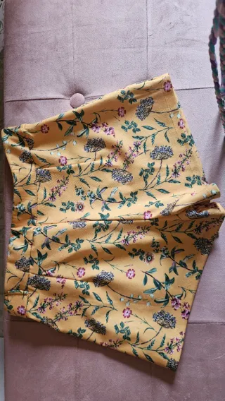 Falda pantalón floral amarilla T.XS