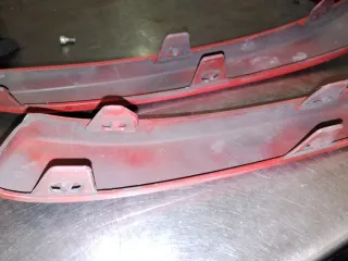 Embellecedor defensa Astra H