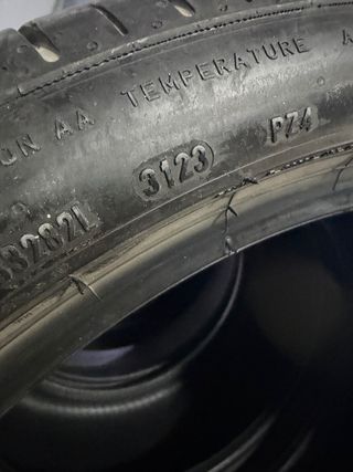 2 Neumáticos Pirelli Pzero 275 35 19