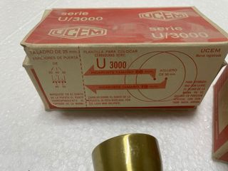 Pomo latón UCEM U/3000 con picaporte 70mm