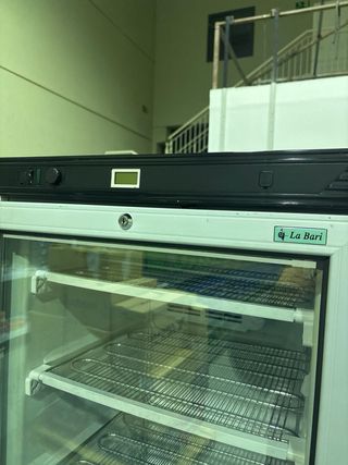 Congelador Vertical La Bari