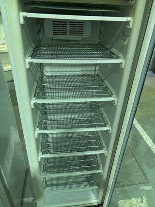 Congelador Vertical La Bari