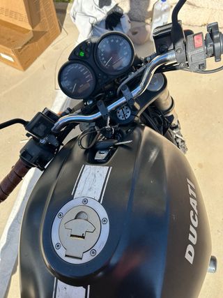 Ducati Monster 695 Dark - ITV 2027