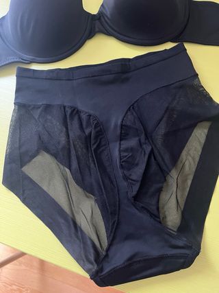 Conjunto Sujetador Selene y Braguita efecto tanga