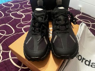 Zapatillas trail running Norda 001A negras