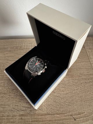 Reloj Seiko Sportura Cronógrafo Caballero SNA481P1