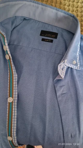 Camisa de manga larga azul para hombre