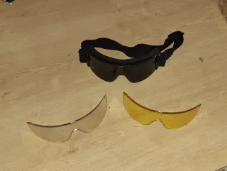 Gafas de sol con lentes intercambiables