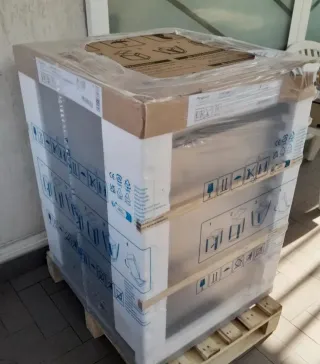 Lavastoviglie Ariston Hotpoint H2IHD526 AS nuova