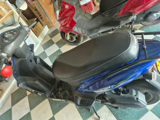Moto Kymco Agility Scooter