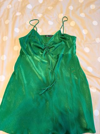 Vestido Zara verde tirantes talla L