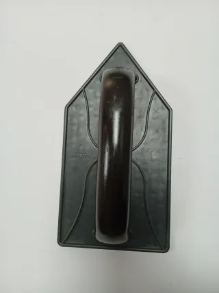 Llana Bellota, modelo 5881