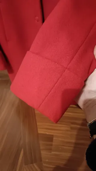 Cappotto rosso Benetton donna.  Come nuovo