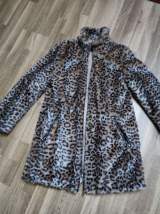 Abrigo de pelo de leopardo