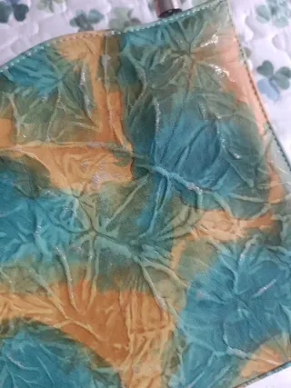 Bolso de fiesta azul y marrón