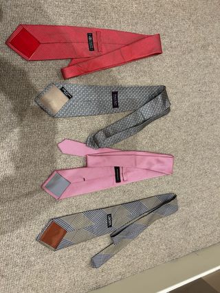 cada corbata 9,90€ El pack a negociar