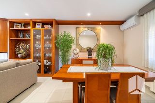 Chalet en venta en Sant Vicenç dels Horts