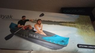 Kayak hinchable de goma