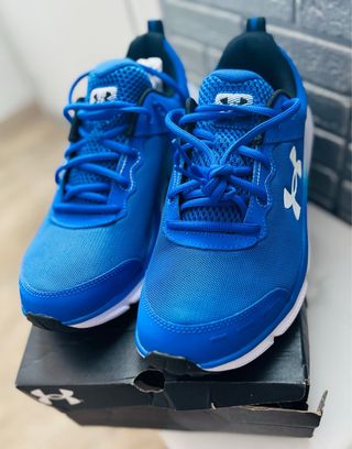 Zapatillas Under Armour Charged Assert 10.NUEVAS