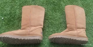 Botas UGG altas talla 39.