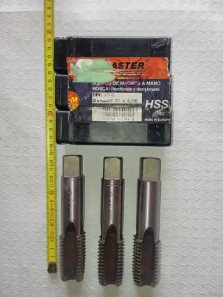Juego Machos M36 x 4 HSS DIN 352