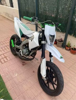 Guardabarros delantero moto universal