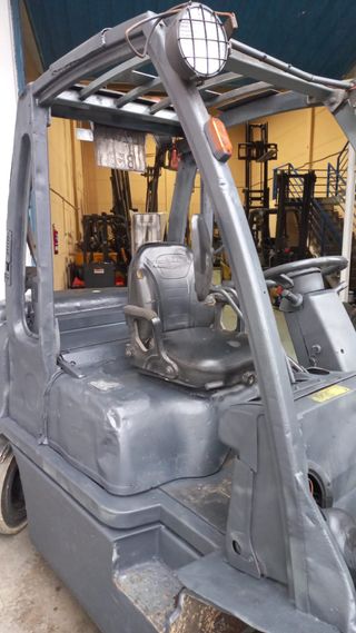 Carretilla elevadora Nissan 3200kg Matriculada